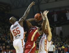 开云体育登录-包含篮球比赛场面激烈，球员身体素质发挥巅峰的词条