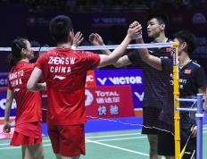 开云APP-关于泰国队绝杀马来西亚队，黄鸭组合扛起全队的信息