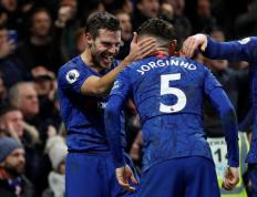 开云体育APP下载-巴萨轻取阿森纳，阿圭罗统治全场