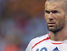 开云体育平台APP-压哨绝杀与最后一圈超车，当篮球时间折叠进F1方向盘