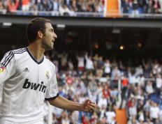 开云体育平台APP-生涯之夜！杰伦格林轰42+7+4，活塞决胜局拖走开拓者