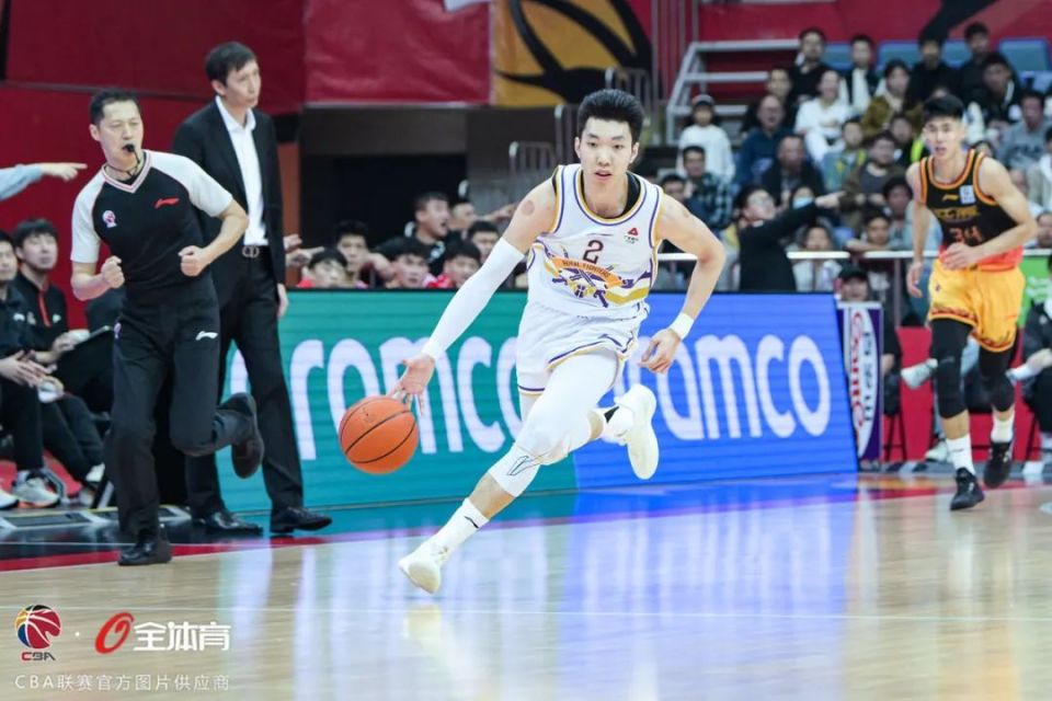 开云体育入口-江苏男篮奋力拼搏，战胜对手锁定胜局