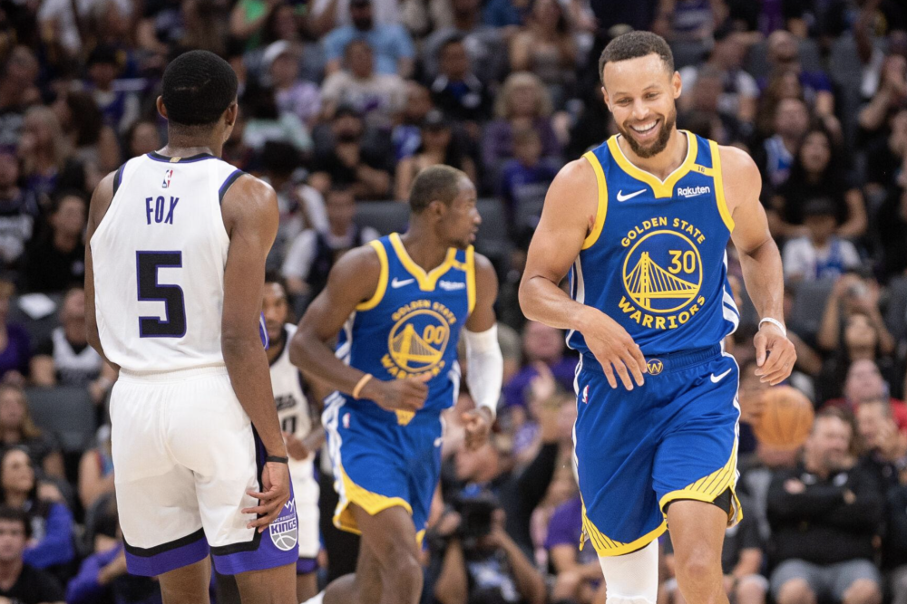 开云平台-NBA季前赛热身赛，勇士队独揽三连胜