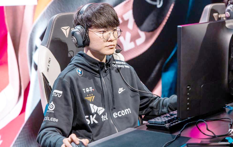 开云体育下载-LGD碾压SHR，Faker团战一打五激烈交锋四强赛，留下经典瞬间的简单介绍