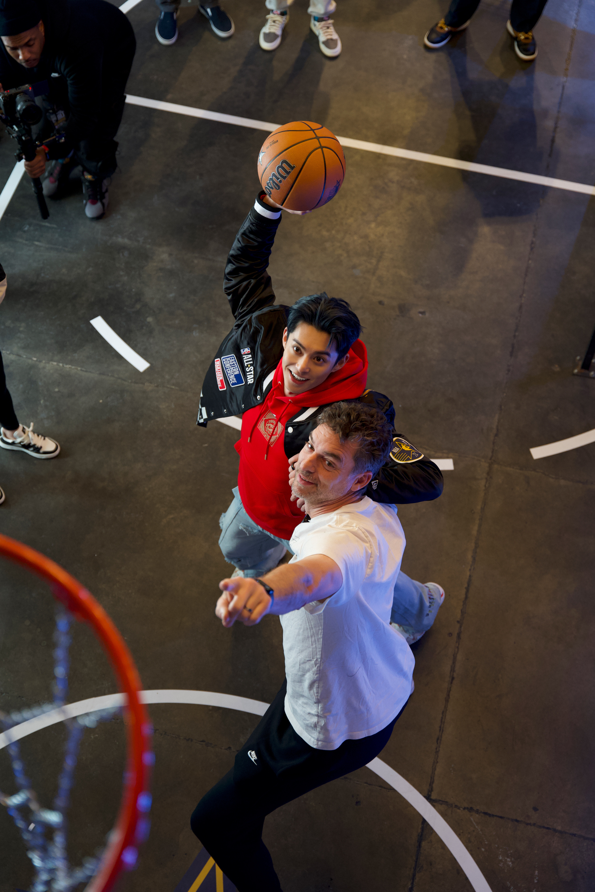 开云体育登录-NBA球员在社交媒体上分享训练日常