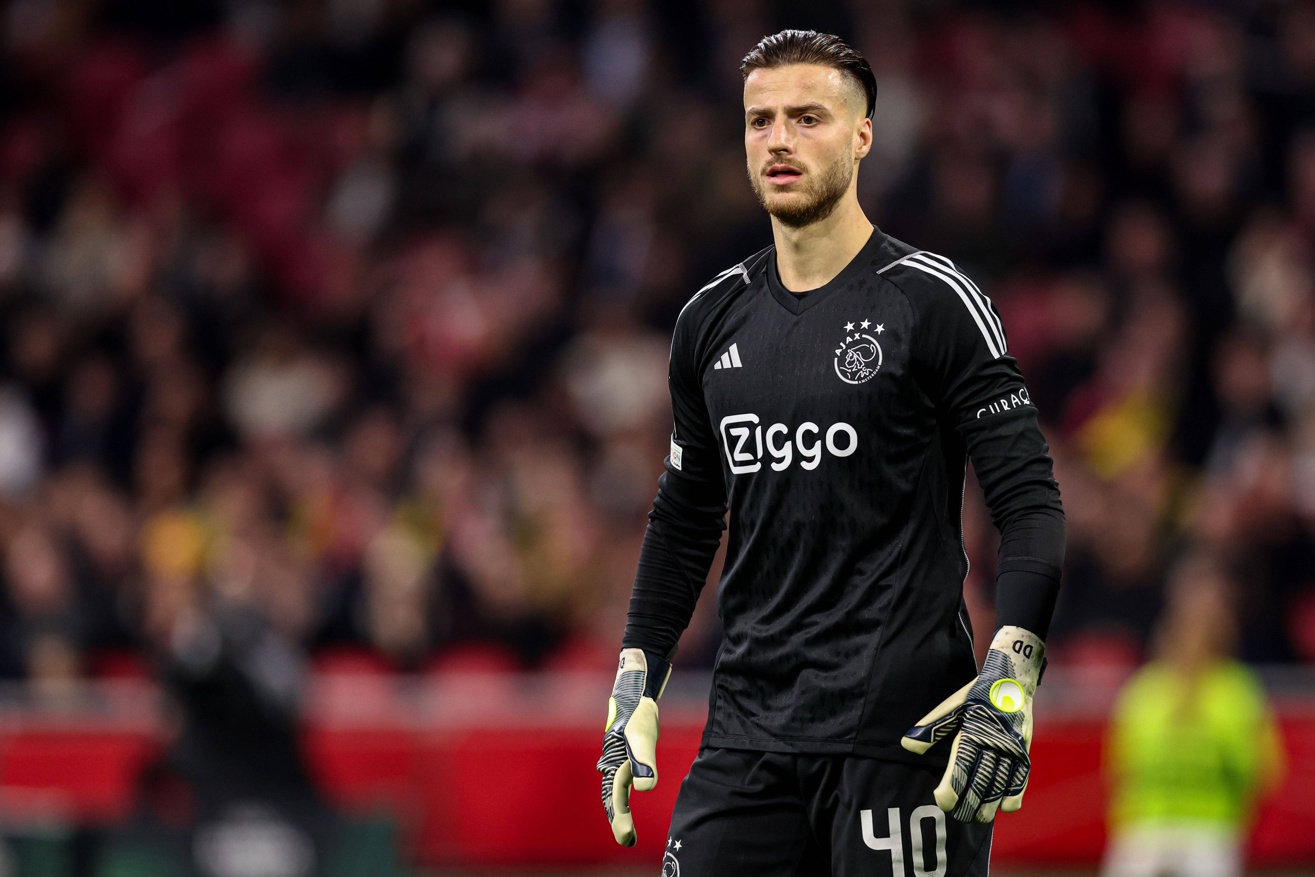 开云下载-阿贾克斯惊艳表现,晋级势在必行