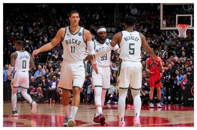 开云平台-美中不足!雄鹿击败老鹰,保持不败的简单介绍