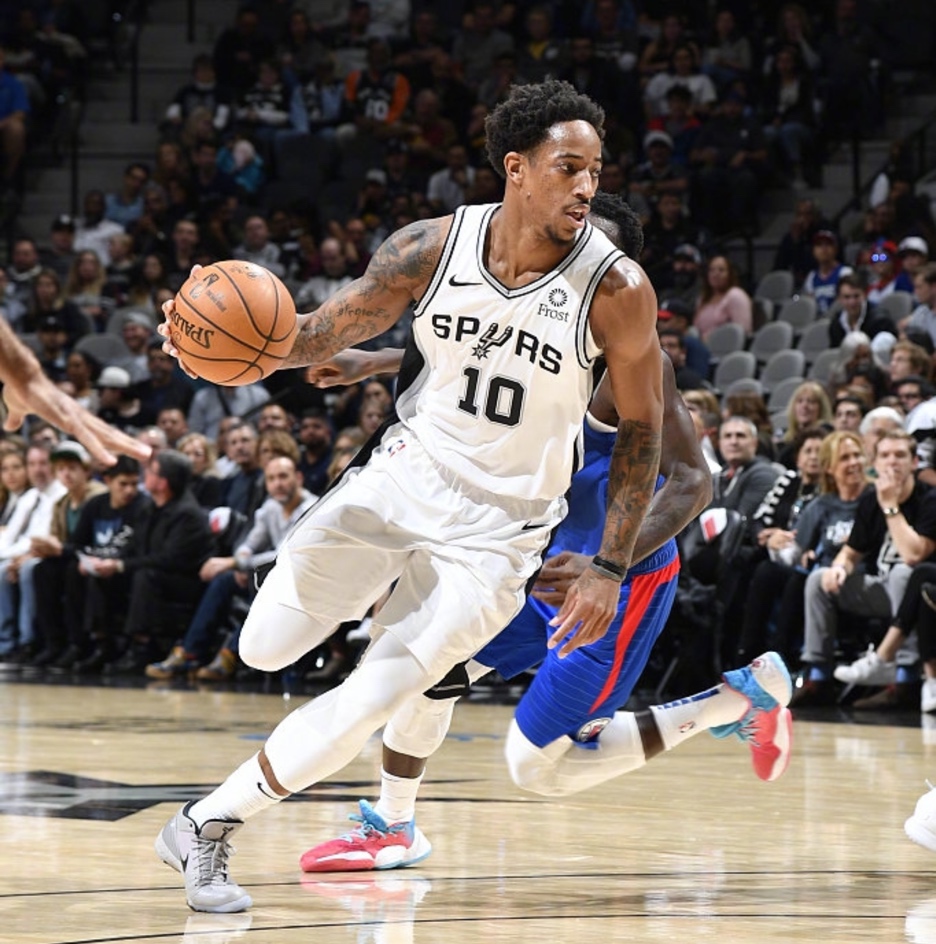 开云体育平台APP-关于马刺大胜灰熊:德罗赞送出完美表现的信息