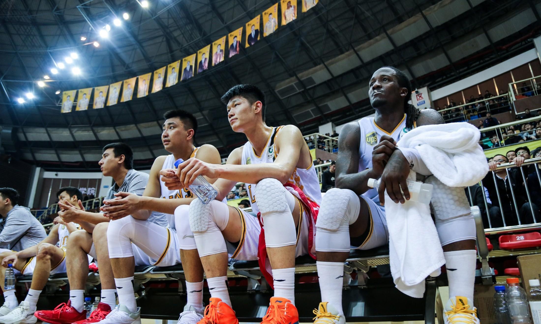 开云体育登录-辽宁队横扫鹈鹕,胡金秋扛起全队的简单介绍