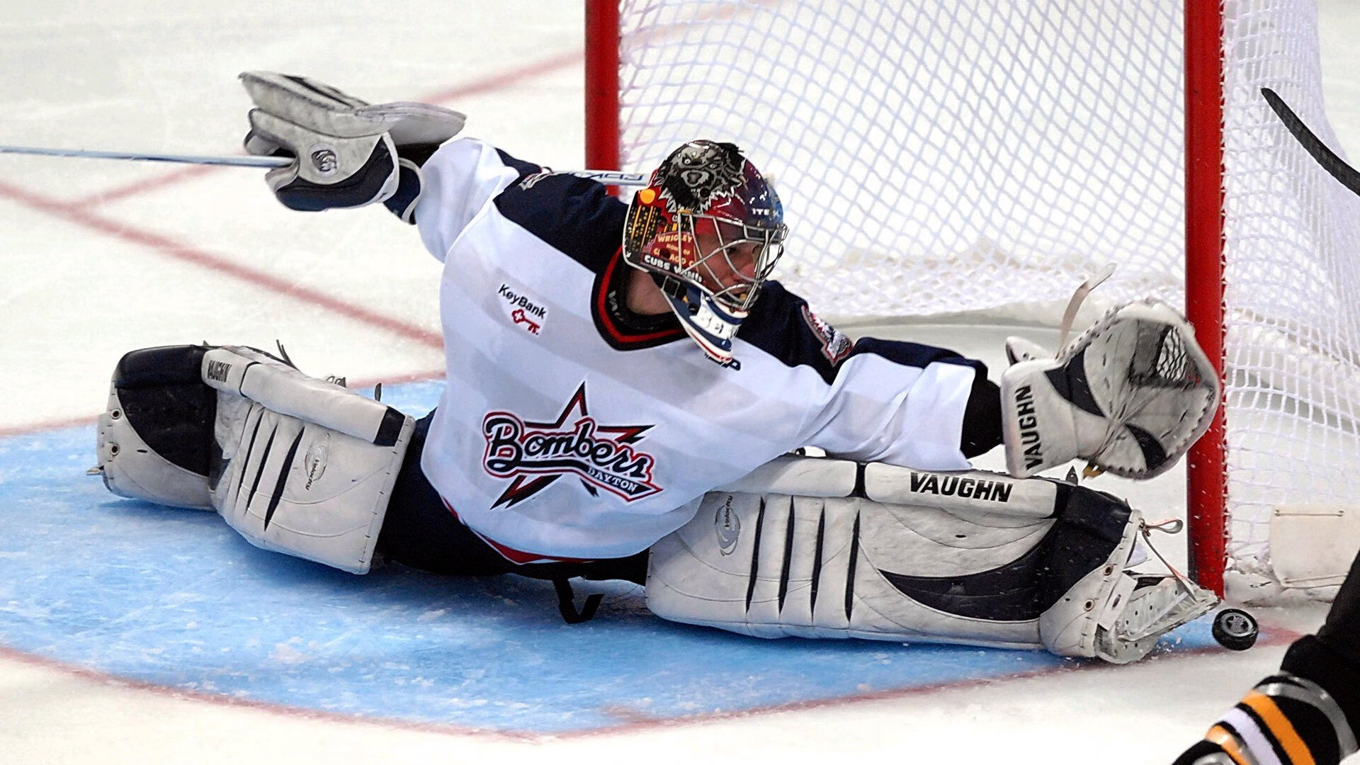 开云体育入口-篮球场上的无声杀手，戈贝尔如何一撞改写马刺与76人的命运